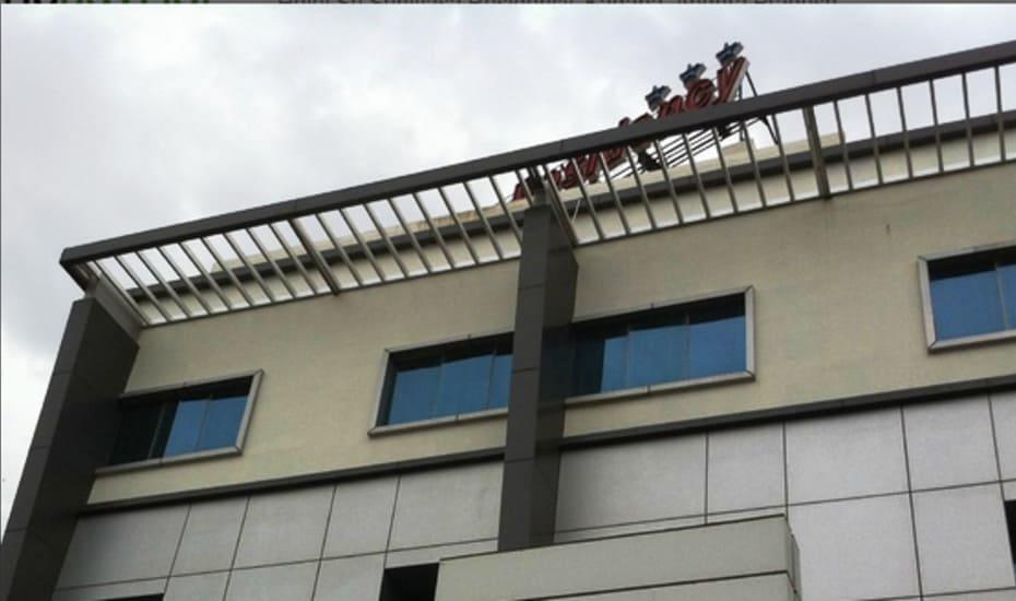 Hôtel Sri Srinivasa Residency à Kadapa Extérieur photo